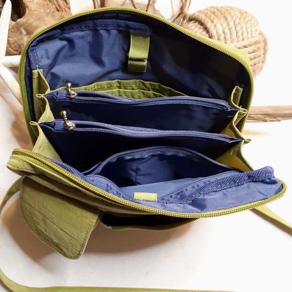 Baggallini Multi-Pocket Nylon Convertible Bagg - Picture 11 of 12